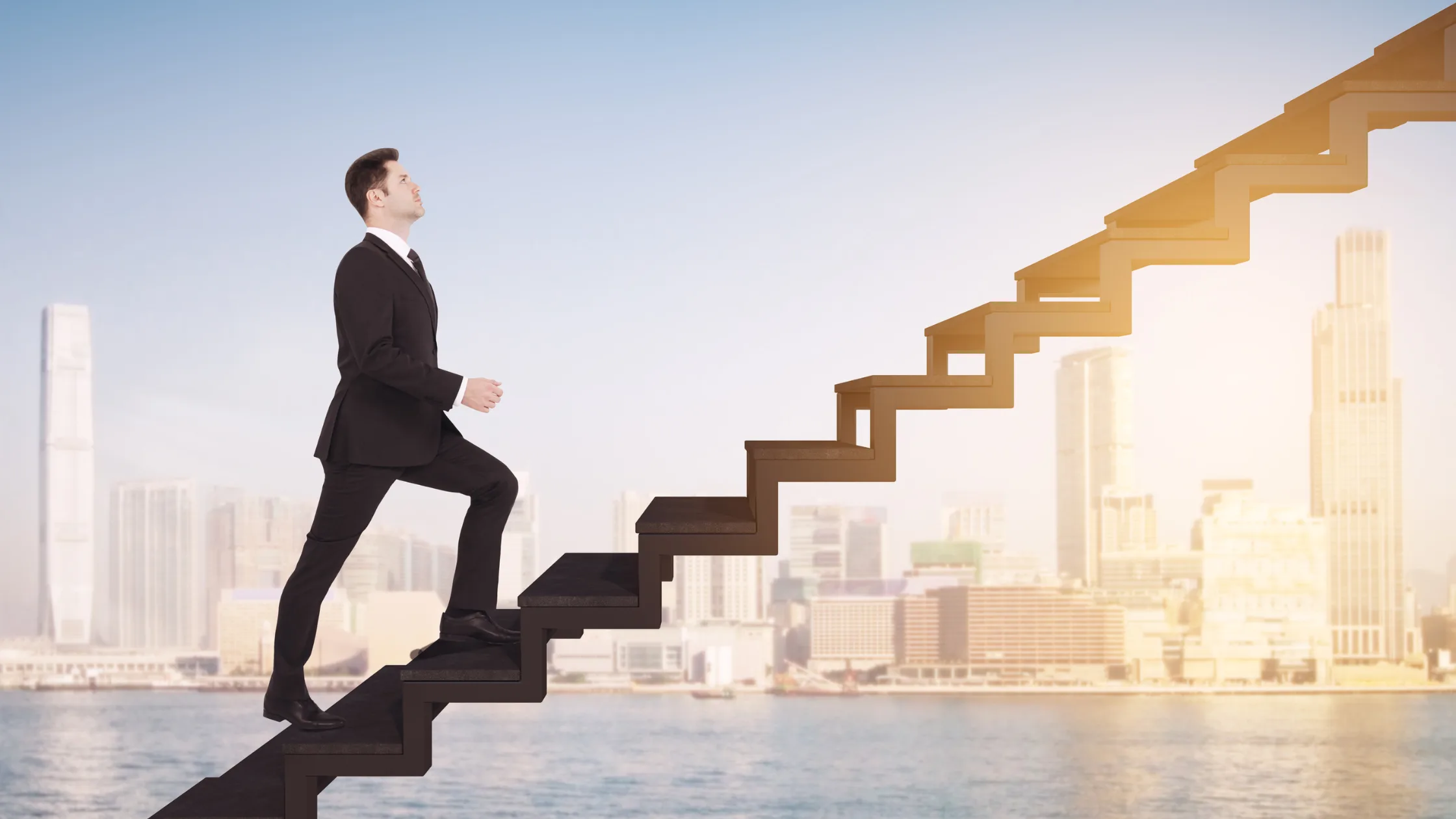 Como crescer rápido dentro de uma empresa: guia prático para acelerar sua carreira